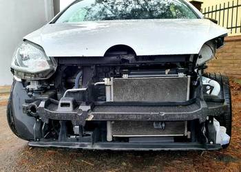 Pas przedni wzmocnienie belka chłodnice wentylator VW E-up! eup elektryk