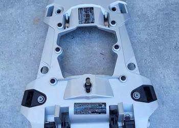 BMW K50 R 1200 GS R1200GS OEM STELAŻ POD KUFER ZAMEK PŁYTA BAGAŻNIKA 13-19