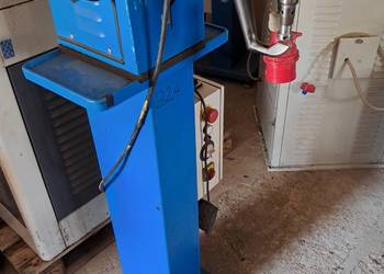 poklepywarka maszyna obuwnicza