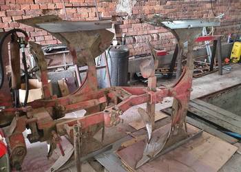 pług obrotowy 2 skibowy