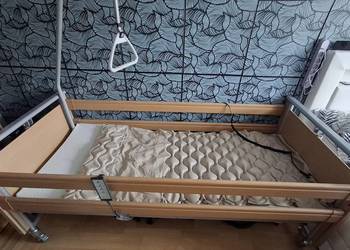 Zestaw łóżko rehabilitacyjne ELBUR PB 326 z materacem bąbelkowym i piankowy