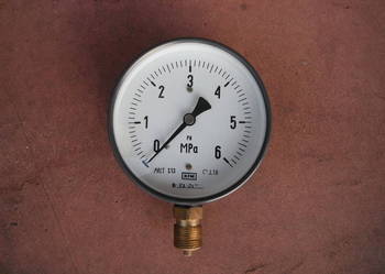 Manometr 6 MPa / 60 bar Nowe KFM Manometr 6 MPa / 60 bar Nowe KFM