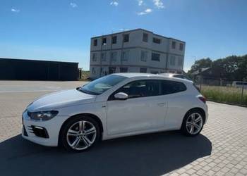 Sprzedam szybko ładne  białe Scirocco