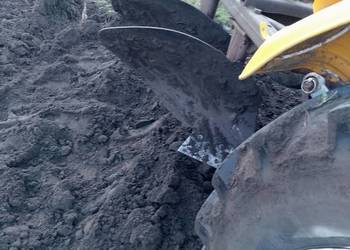 Pług dwuskibowy duże odkładnie