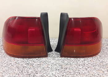 Tylne lampy Honda Civic VI EJ9 sedan