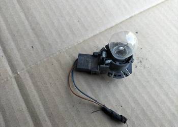 AUDI 80B4 80B3 SEDAN GNIAZDO OPRAWKA WTYCZKA KOSTKA LAMPY KLAPY BAGAŻNIKA
