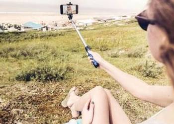 Uchwyt do selfie monopod z wbudowanym bluetooth wysięgnik