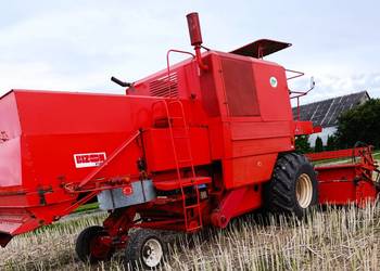 Kombajn Bizon Super Z056