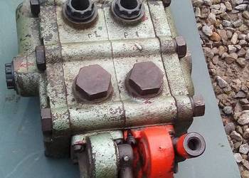 Rozdzielacz dwusekcyjny