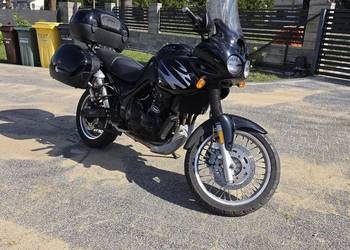 Triumph Taiger 885