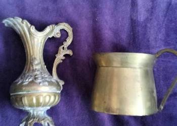 Dwa małe ozdobne dzbanki małe, mosiądz, metal