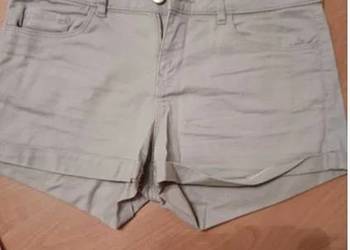 Śliczne spodenki damskie