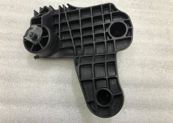 UCHWYT FILTRA POWIETRZA AUDI TT 8J 8J0129671A