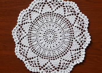 Serwetka szydełkowa 21cm (S149) Serwetka szydełkowa 21cm (S149)