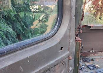 Ramka aż szyba tył Tarpan Honker 2324 Ramka aż szyba tył Tarpan Honker 2324