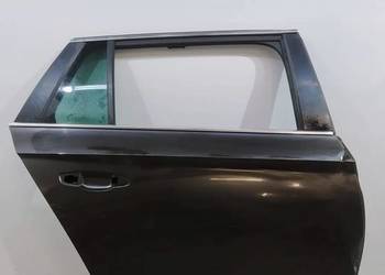 DRZWI  PRAWE TYŁ KOMBI USZKODZONE   Skoda Superb III (2015-)