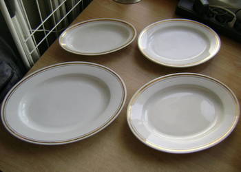 Starocie z PRL - Porcelana Lubjana = Zestaw 4 półmiski od 24 cm do 34 cm