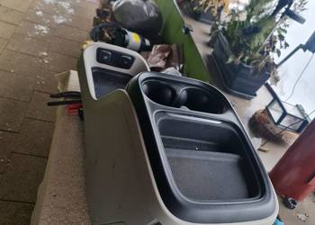 Chrysler pacifica podłokietnik schowek