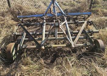 Kultywator z wałkiem