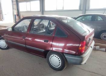 Opel Kadett 1,4 benzyna PIĘKNY USZANOWANY