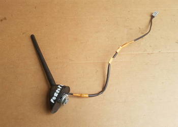 Subaru Forester 3 SH antena radiowa na dach