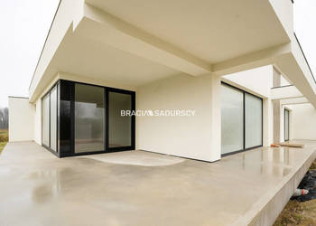 Dom wolnostojący Zawada Zawada 299 metrów