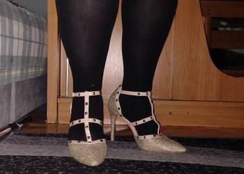 Piękne wysokie złote szpilki Primark roz 43+gratis.