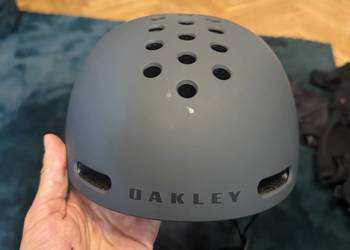 Kask rowerowy OAKLEY
