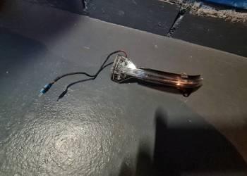 Kierunkowskaz w lusterku lewy BMW F01 LCI E0169101