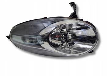 LAMPA PRAWA Nissan Micra K12 03-10r PRZEDNI PRAWY PRZÓD 26060BG00B