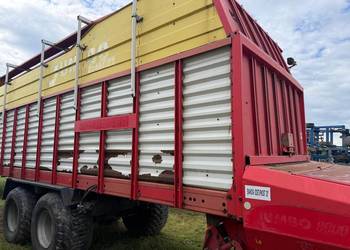 Przyczepa samozbierąjca Pottinger Jumbo 8000