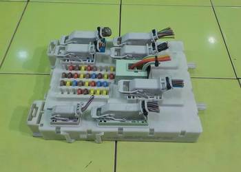 FORD FOCUS MK3 13r HB 5D skrzynka bezpiecznikow BV6N-14A073-EU