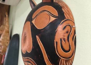 Do sprzedania maska z kolekcji mojego ojca, z którą niestety po latach, mus