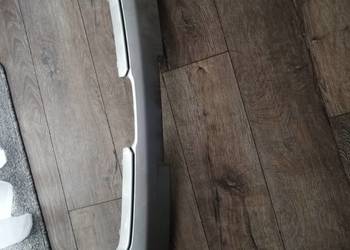 Dokładka zderzaka Mitsubishi l 200 środkowa przód