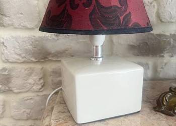 Piękna lampka porcelanowa