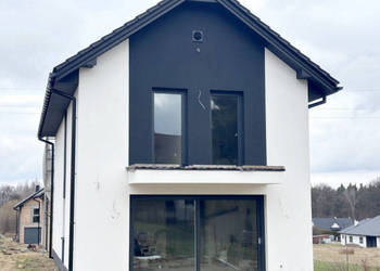 Szarów - dom wolnostojący, garaż