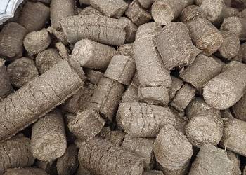 Brykiet ze słomy pellet słomiany opał