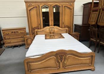 Dębowa sypialnia z rzeźbieniami łóżko 160cm szafki komoda szafa stelaż lust