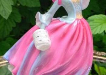 ROYAL DOULTON, AUTUMN BREEZE - HN- 4716 
PORCELANOWA FIGURKA
ROYAL DOULTO ROYAL DOULTON, AUTUMN BREEZE - HN- 4716 
PORCELANOWA FIGURKA
ROYAL DOULTO