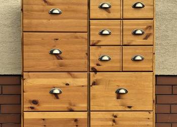 Szafka drewniana apteczna sosnowa komoda bieliźniarka szuflady aptekarska