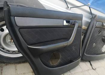 Boczki audi a6 c4