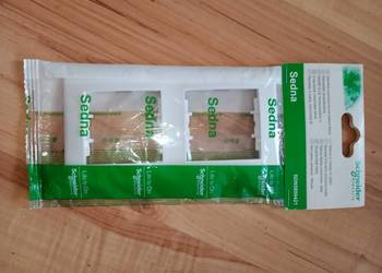 ramka podwójna pozioma Sedna firmy Schneider biała nowa