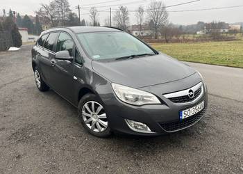 Opel Astra 1.7 diesel, 2012 rok, moc 110 KM