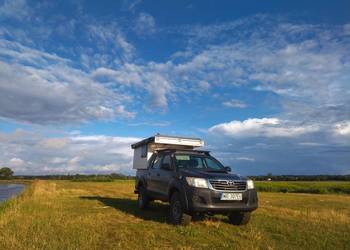 Toyota Hilux 2.5D Kamper