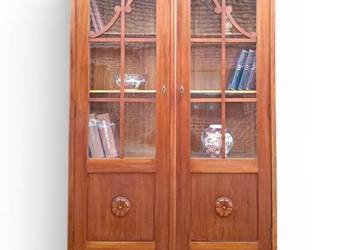 Reprezentacyjna Biblioteczka Witryna Secesyjna