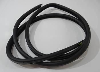 USZCZELKA DRZWI LEWA PRZEDNIA PRZÓD BMW 5 E60 LIFT