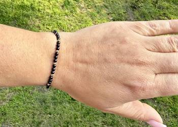 Bransoletka kamienie naturalne czarny onyks na gumce
