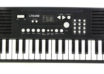 Duże organki, keyboard z mikrofonem