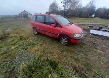 Opel Zafira Siedmio osobowy silnik 1.6 gaz-benzyna Opel Zafira Siedmio osobowy silnik 1.6 gaz-benzyna