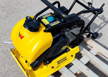 Zagęszczarka Wacker Neuson PMR D6G44 z matą